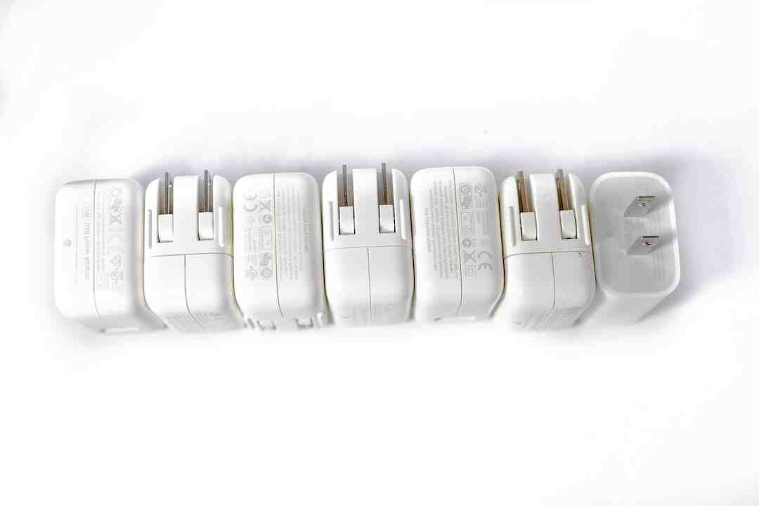 Est-ce que tous les chargeurs iPhone sont compatibles ?