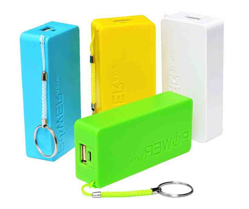 Comment charger iPhone 12 sans adaptateur ?