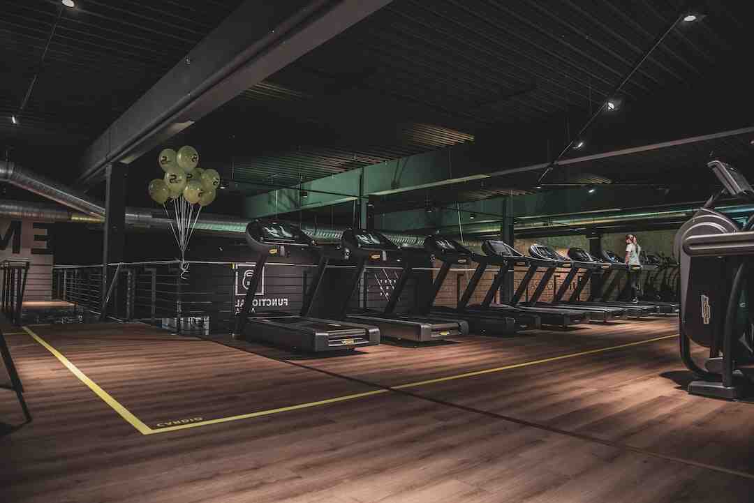 Comment équiper une salle de sport ?