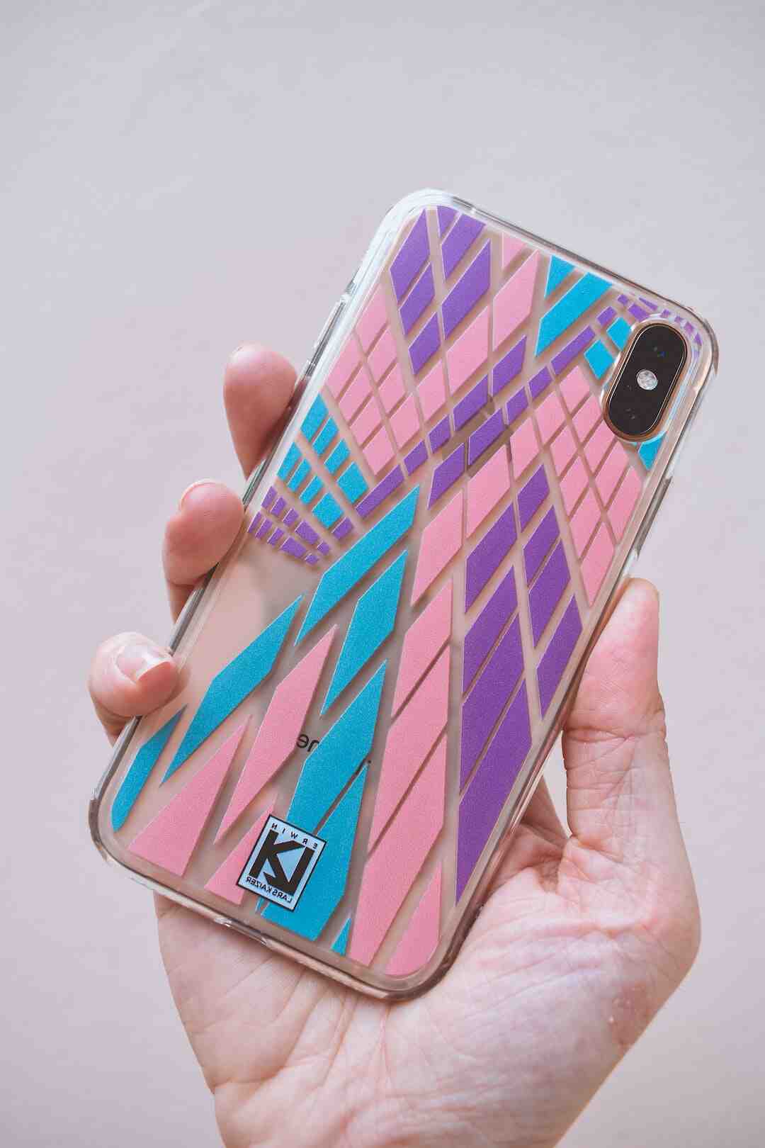Comment nettoyer une coque en silicone coloré ?