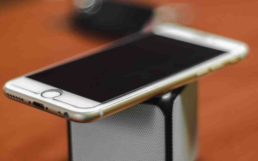 Top iphone screen protector